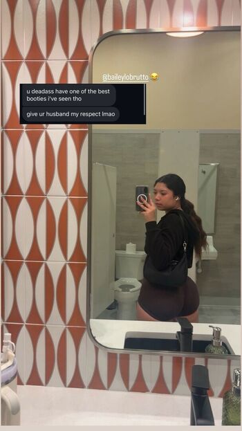 Full leaked Shylalobrutto page private onlyfans photo