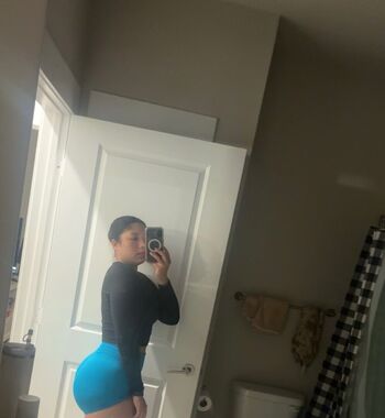 Full leaked Shylalobrutto private onlyfans photo