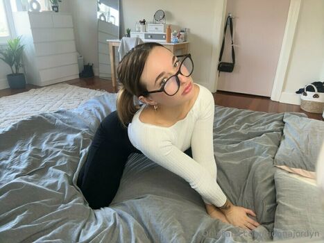 Full leaked Sienna romari page private onlyfans photo