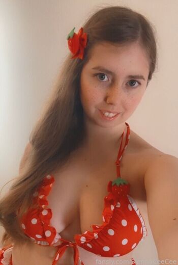 Full leaked Siennaceecee private photo