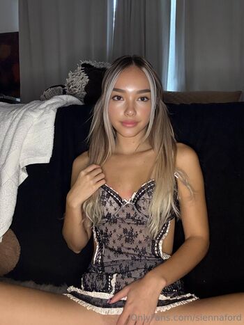 Full leaked Siennaford private onlyfans photo