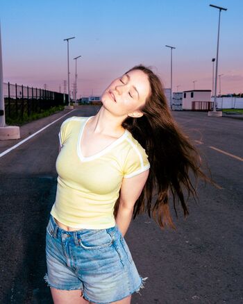 Full leaked Sigrid private photo