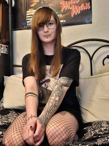 Full leaked Silentfoxowo private onlyfans photo