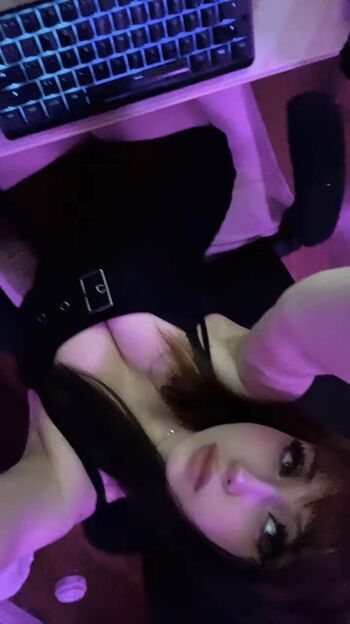 Full leaked Silkyfabric private onlyfans photo