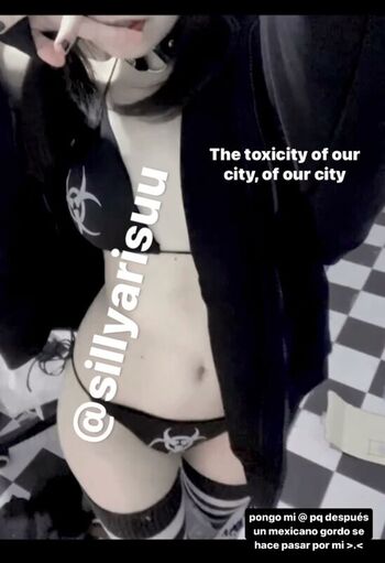 Full leaked Sillyarisuu private photo