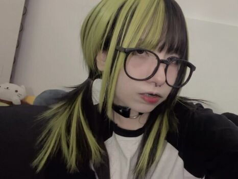 Full leaked Sillyarisuu private photo