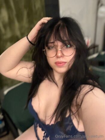 Full leaked Sillyawtum private photo