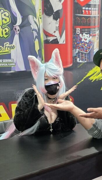Full leaked Silvervale patreon private photo