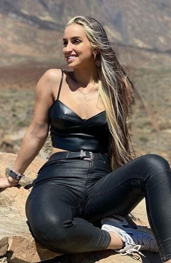 Silvia Dos Uno