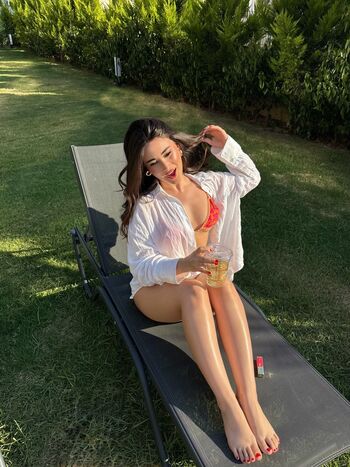 Full leaked Simayyeceee private photo