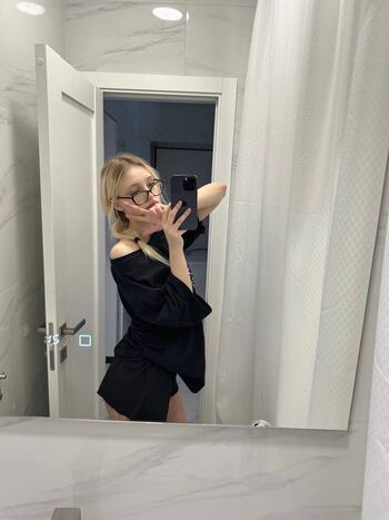 Full leaked Simenkko private photo