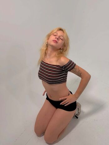 Full leaked Simlosssss private photo