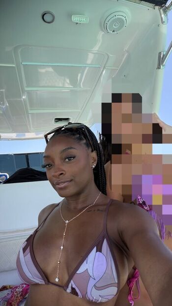 Full leaked Simone biles private photo