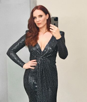 Full leaked Simone simons private photo