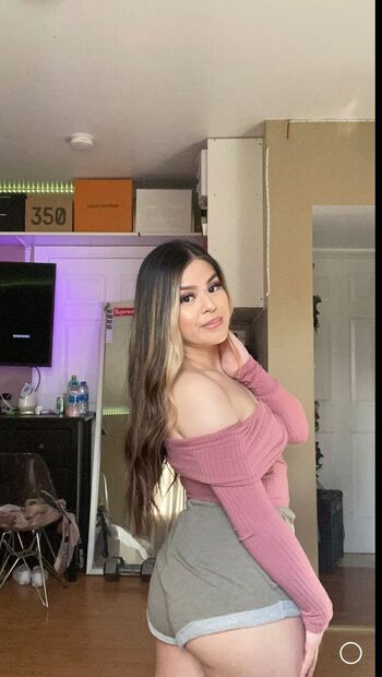 Full leaked Simpkhinetingz private photo