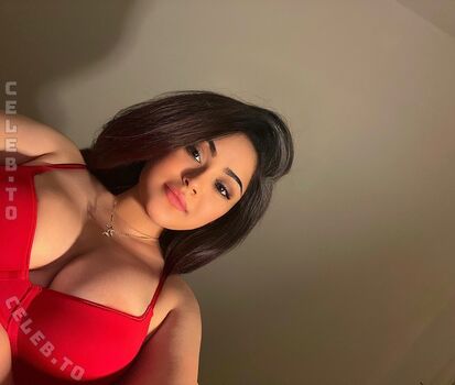 Full leaked Simplyxsaphh private onlyfans photo