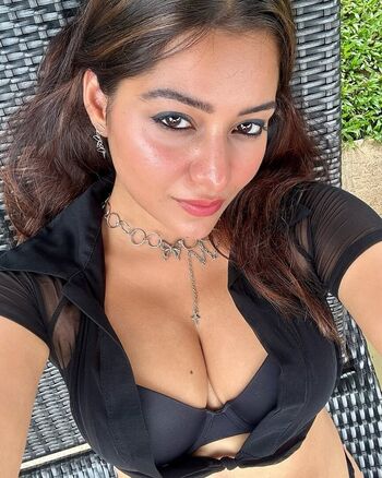 Full leaked Simran kaur private photo