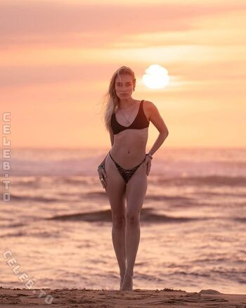 Full leaked Sina deinert private photo