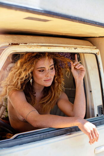 Full leaked Sina luxor private onlyfans photo