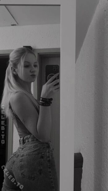 Full leaked Sina nck private onlyfans photo