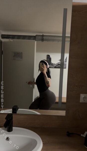 Full leaked Sinarwtz private photo