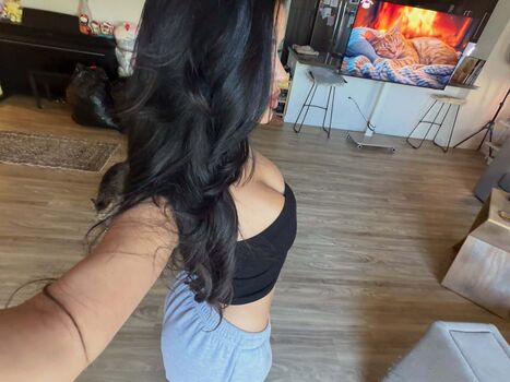 Full leaked Sincerelyjuju private onlyfans photo