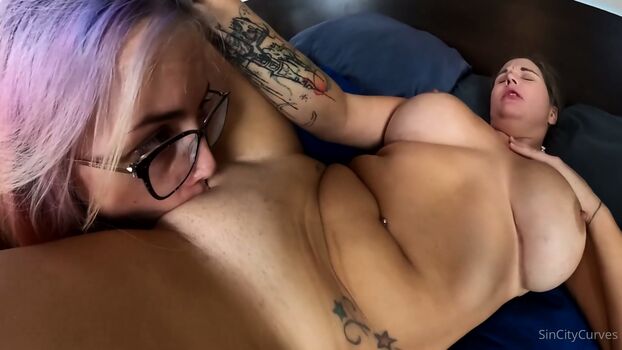 Full leaked Sincitycurves private onlyfans photo