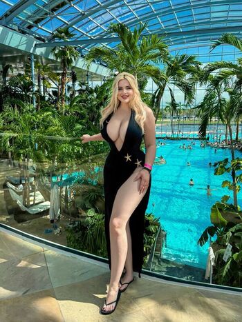 Full leaked Sinemis ergul private photo