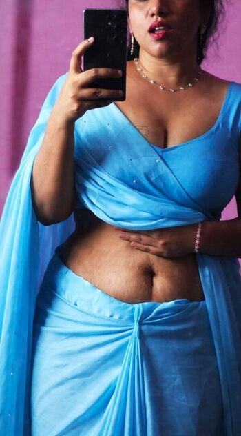 Full leaked Siri naidu private photo