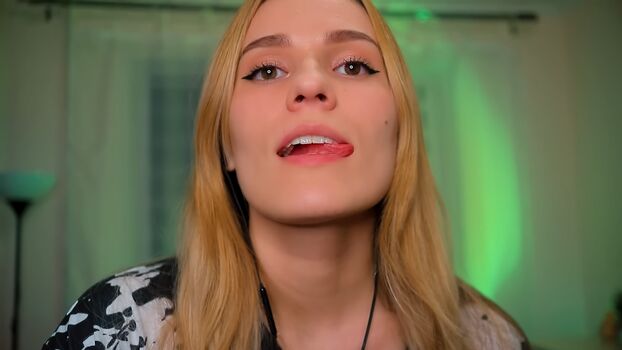 Full leaked Sirius eyes asmr private photo