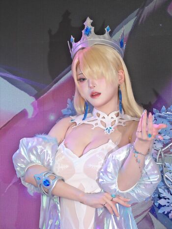 Full leaked Siru page private onlyfans photo