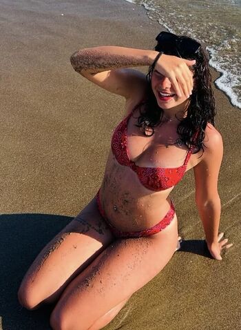 Full leaked Siryaa private onlyfans photo