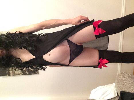 Full leaked Sissynylons private photo
