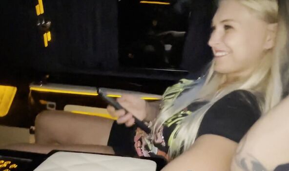 Full leaked Siswet private photo