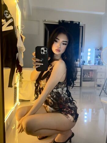 Full leaked Sizashii private photo