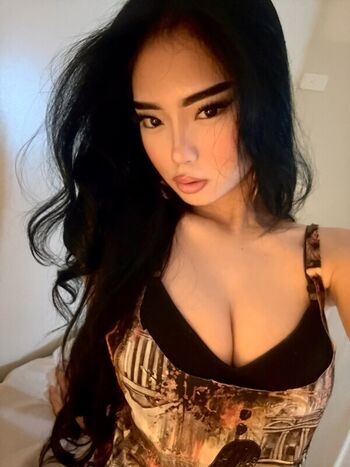 Full leaked Sizashii private photo