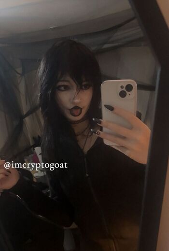 Full leaked Skaresaccount private onlyfans photo