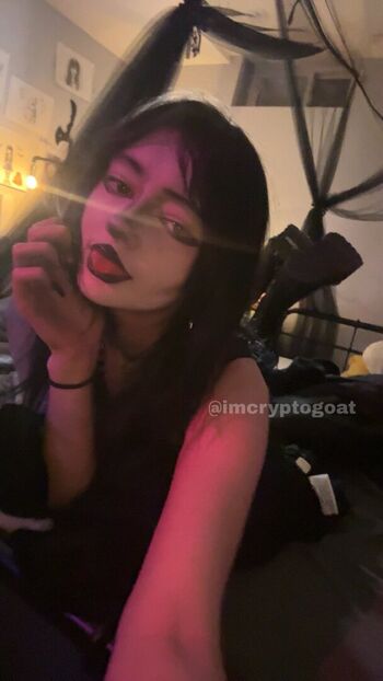 Full leaked Skaresaccount private onlyfans photo