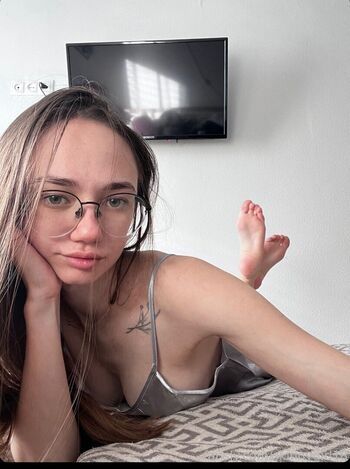 Full leaked Skinnygirl private photo