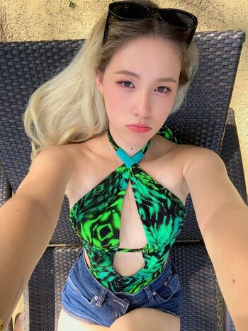 Full leaked Skwid private onlyfans photo