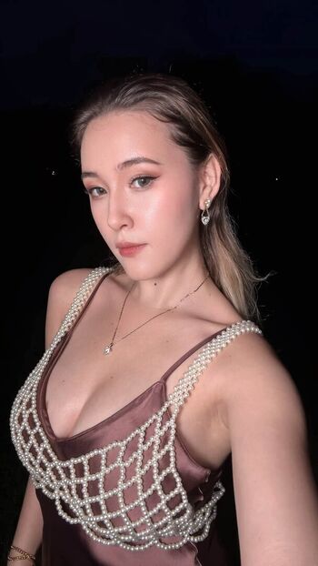 Full leaked Skwid private photo