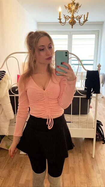 Full leaked Sky above me private onlyfans photo