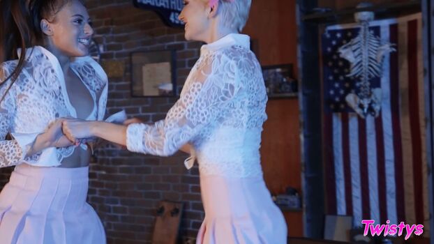 Skye Blue / skyebluewantsu