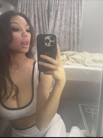 Full leaked Skye lily mae goddard private onlyfans photo