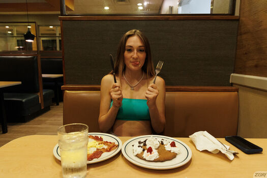 Full leaked Skyla faye private onlyfans photo