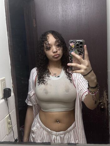 Full leaked Skylarrenaye private photo