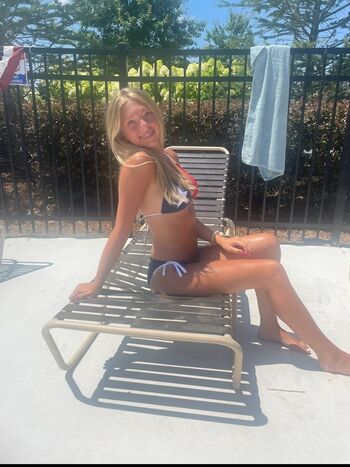 Full leaked Skylaspamyy alainza page private onlyfans photo