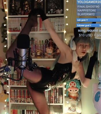 Full leaked Skymi chan page private onlyfans photo