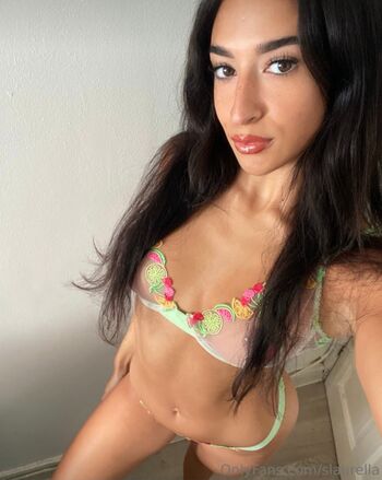 Full leaked Slaurella private onlyfans photo
