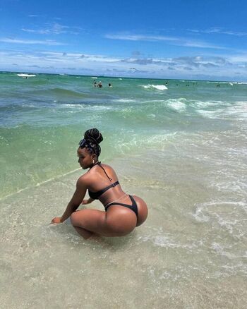 Full leaked Slay kelly private photo